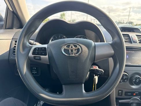Used 2013 Toyota Corolla S FWD image 11
