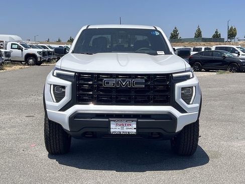 New 2026 GMC Canyon Elevation w/ LPO, Black Badging Package RWD image 8