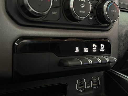 Used 2020 RAM 1500 Big Horn RWD image 20