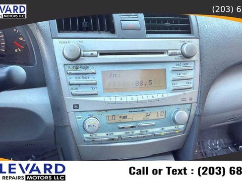 Used 2007 Toyota Camry XLE image 11