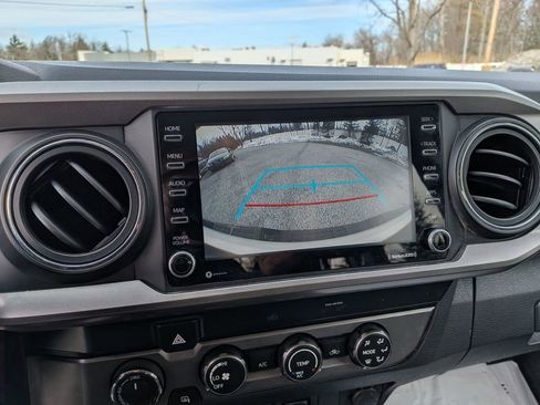 Used 2020 Toyota Tacoma SR5 image 13