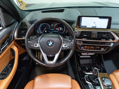 Used 2018 BMW X3 M40i image 11