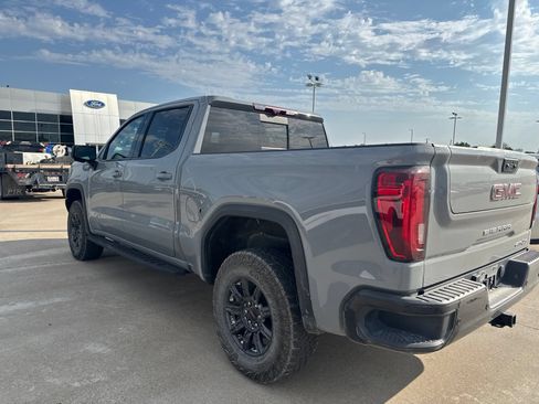 Used 2024 GMC Sierra 1500 AT4X AWD/4WD image 5