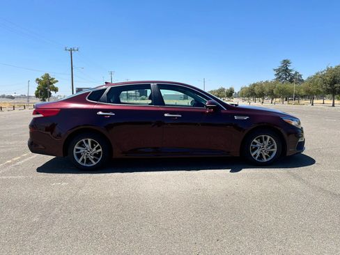 Used 2019 Kia Optima LX FWD image 4