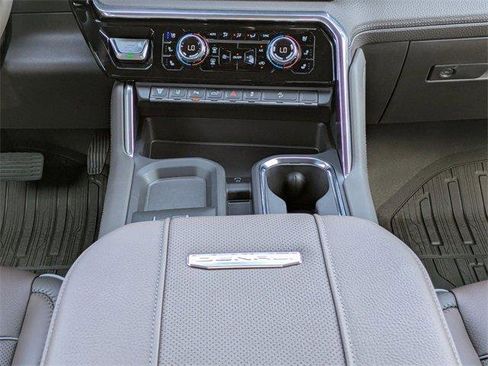 New 2026 GMC Sierra 2500 Denali w/ Denali Reserve Package image 23