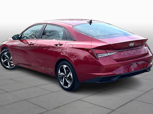 Used 2023 Hyundai Elantra SEL w/ Convenience Package image 12