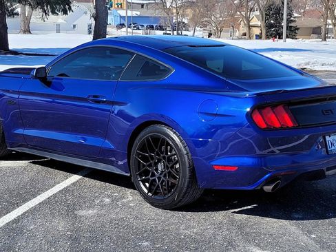 Used 2016 Ford Mustang GT image 4