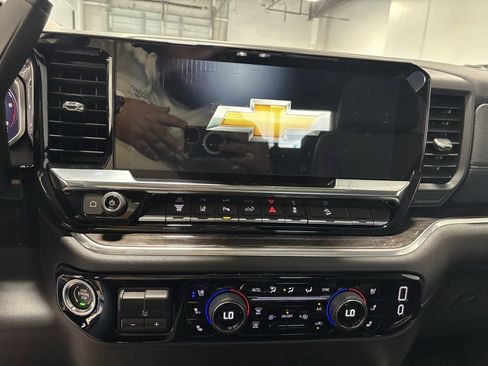 New 2026 Chevrolet Silverado 2500 LTZ w/ LTZ Convenience Package image 19