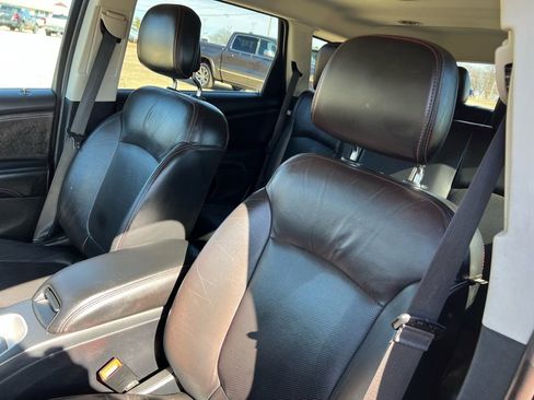 Used 2018 Dodge Journey GT image 26