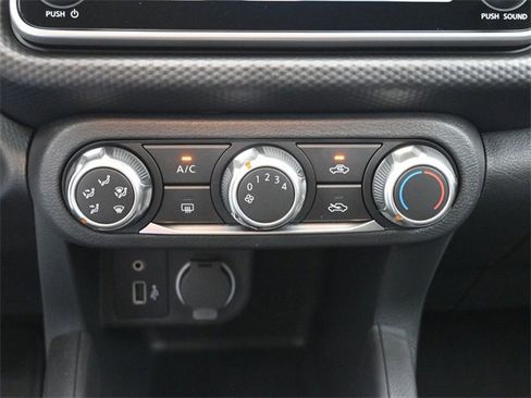 New 2025 Nissan Kicks Play S w/ Interior Electronics Package image 4