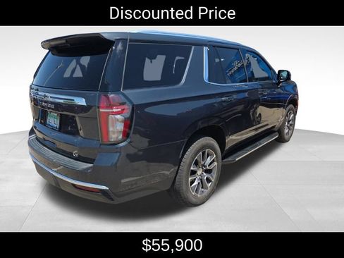 Certified 2022 Chevrolet Tahoe LT w/ Luxury Package AWD/4WD image 3