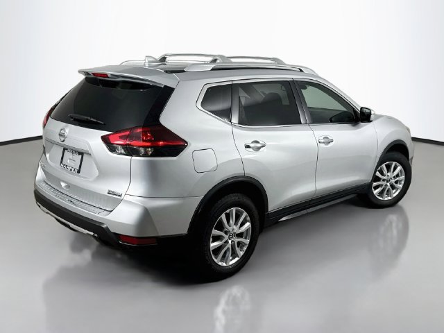 Used 2019 Nissan Rogue S w/ Special Edition Package FWD image 7