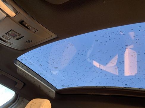 Used 2025 Lexus UX 300h 300h image 30