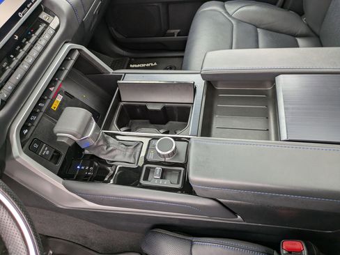 Used 2023 Toyota Tundra Platinum image 13