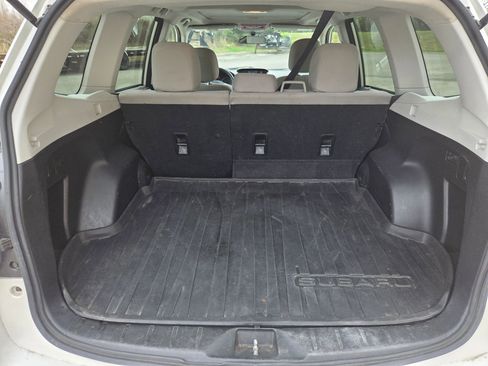 Used 2015 Subaru Forester 2.5i Premium w/ All-Weather Package AWD/4WD image 15