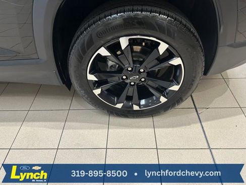 Used 2025 Chevrolet Equinox RS w/ Safety and Technology Package AWD/4WD image 29