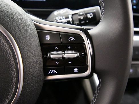 Certified 2026 Kia Carnival image 23