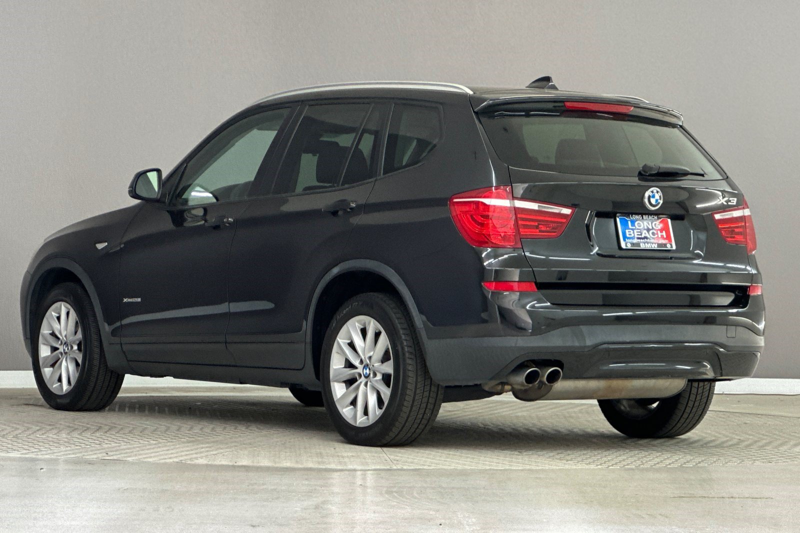 Used 2016 BMW X3 xDrive28i AWD/4WD image 3