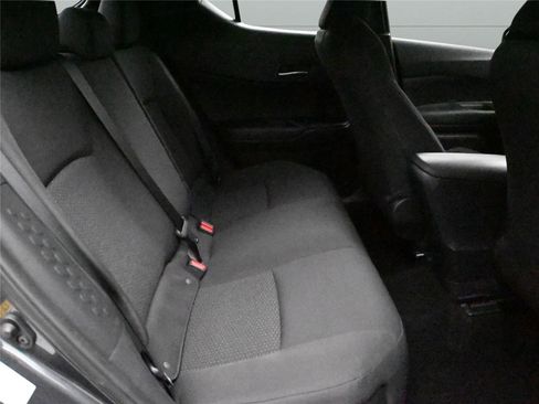 Used 2019 Toyota C-HR LE image 18