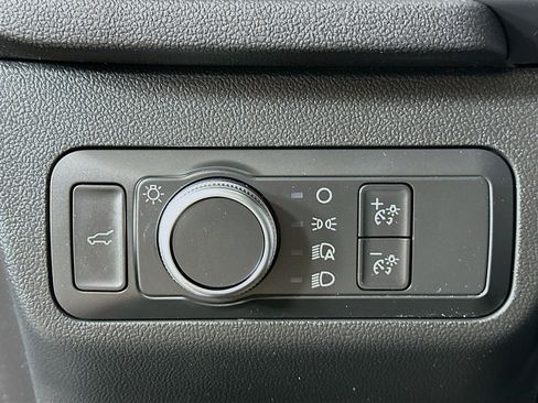 Used 2022 Ford Escape SE w/ Convenience Package image 17