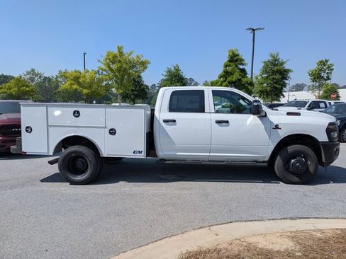 New 2026 RAM 3500 Tradesman AWD/4WD image 3