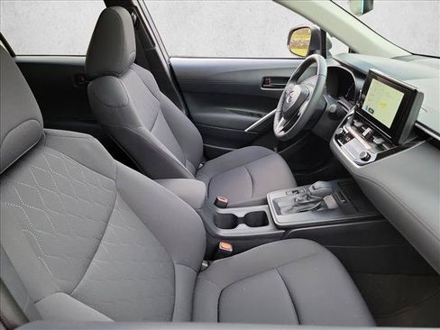Used 2026 Toyota Corolla Cross LE w/ Moonroof Package FWD image 12