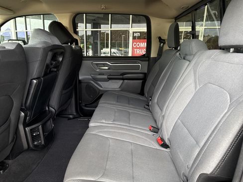 Used 2019 RAM 1500 Big Horn RWD image 30