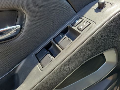 Certified 2024 Nissan Frontier SV w/ Technology Package RWD image 15