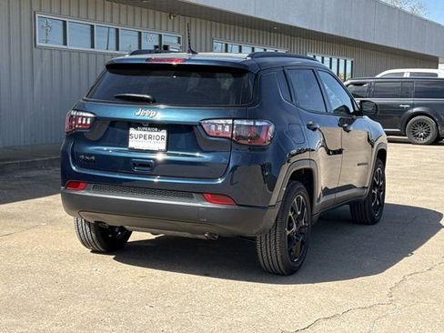 New 2026 Jeep Compass Latitude AWD/4WD image 3