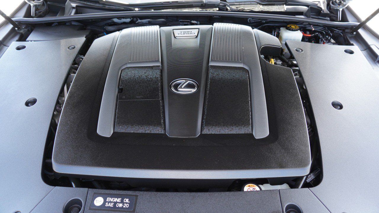 Used 2018 Lexus LS 500 w/ Interior Upgrade Package RWD image 37