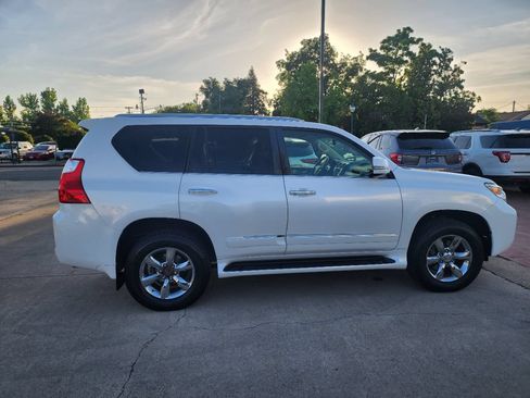 Used 2013 Lexus GX 460 w/ Convenience Pkg AWD/4WD image 6