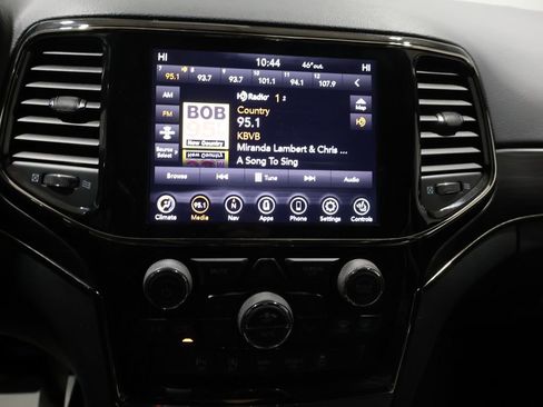 Used 2020 Jeep Grand Cherokee Limited X image 25