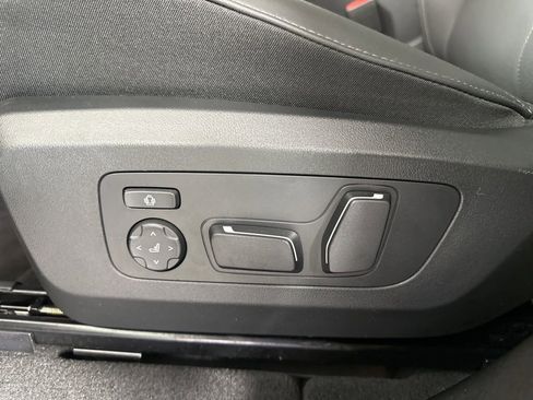 Used 2025 BMW X3 xDrive30i w/ Premium Package AWD/4WD image 10