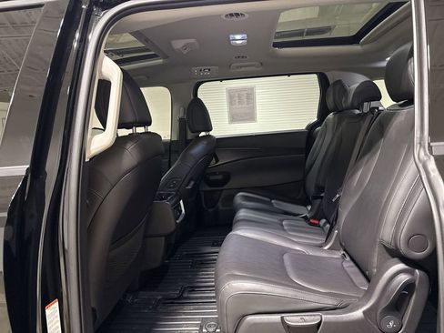 Used 2026 Kia Carnival SX w/ SX Dark Edition Package FWD image 24
