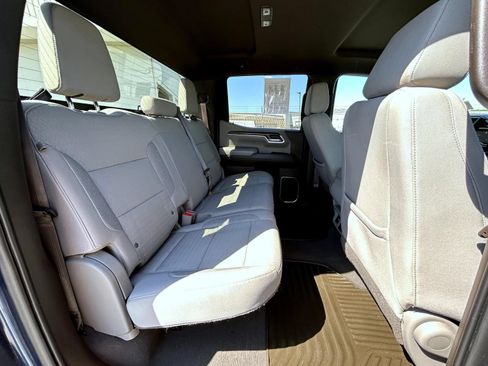 Certified 2022 Chevrolet Silverado 1500 LT AWD/4WD image 19