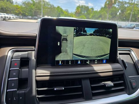 Used 2022 Chevrolet Tahoe LT w/ LT Signature Plus Package RWD image 25