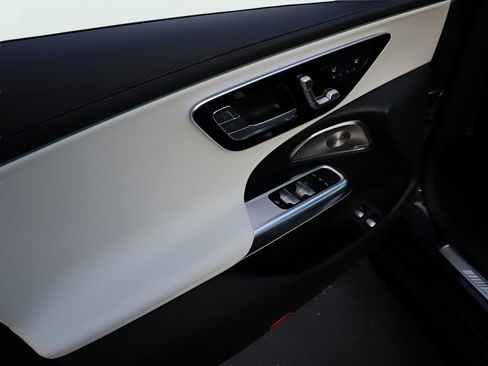 New 2026 Mercedes-Benz E 53 AMG e 4MATIC Sedan image 25