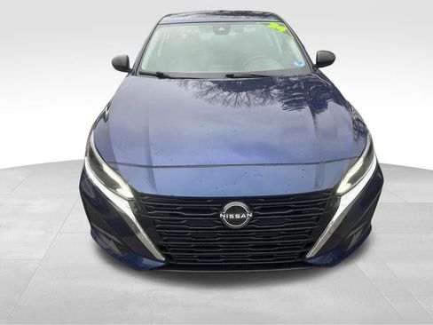 Used 2024 Nissan Altima 2.5 S image 4