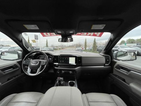 Used 2023 GMC Sierra 1500 SLT w/ SLT Premium Package image 27