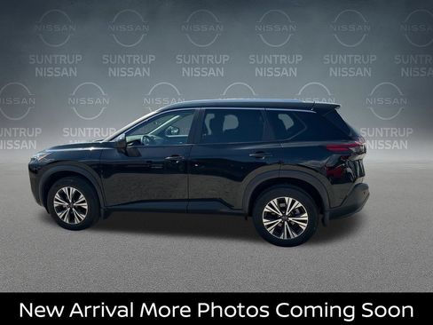 Certified 2023 Nissan Rogue SV w/ SV Premium B Package AWD/4WD image 3