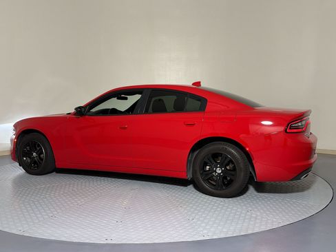 Used 2023 Dodge Charger SXT RWD image 3