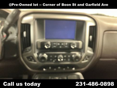 Used 2015 Chevrolet Silverado 1500 LTZ AWD/4WD image 17