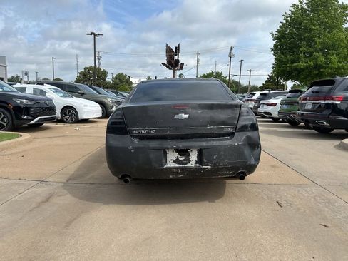 Used 2014 Chevrolet Impala LT w/ LT Sunroof Package FWD image 6