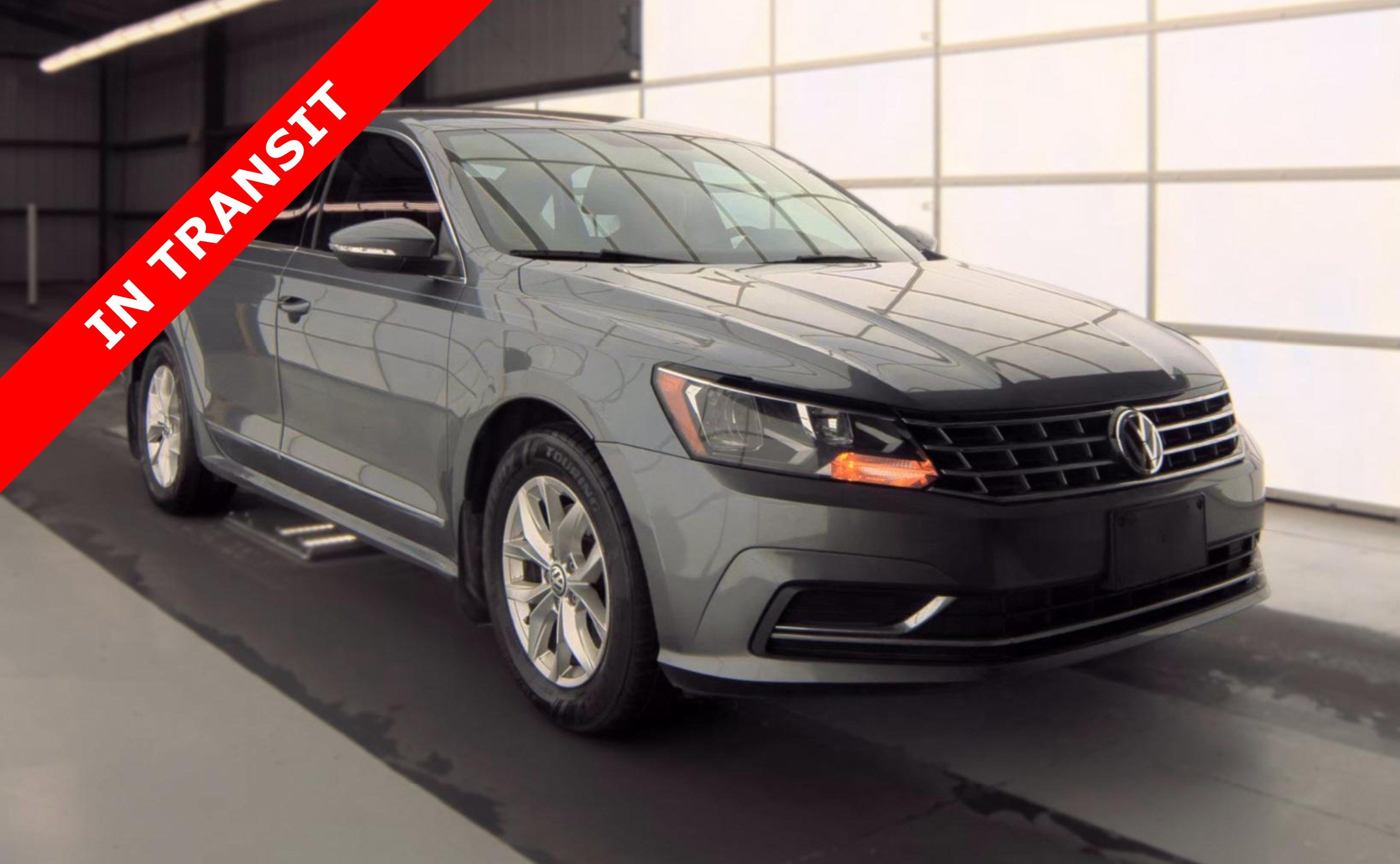 Used 2017 Volkswagen Passat 1.8T S FWD image 5
