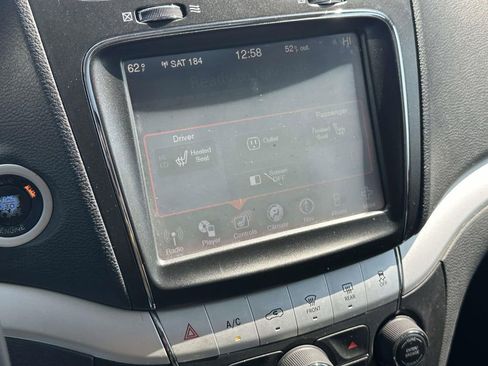 Used 2011 Dodge Journey Lux image 27