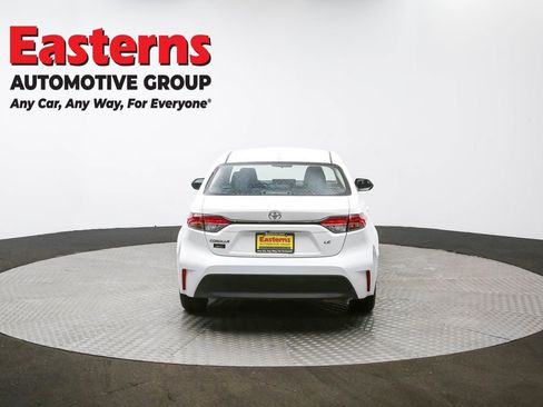 Used 2024 Toyota Corolla LE image 36