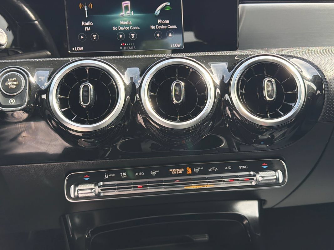 Used 2019 Mercedes-Benz A 220 4MATIC image 18