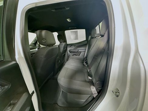 Used 2024 Chevrolet Colorado LT w/ LT Convenience Package RWD image 26