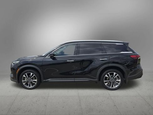 Used 2023 INFINITI QX60 Luxe w/ Cargo Package FWD image 3
