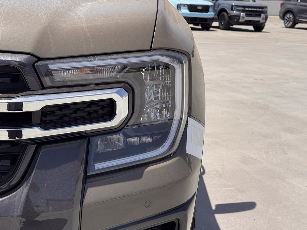 New 2026 Ford Ranger Lariat w/ FX4 Off-Road Package AWD/4WD image 8